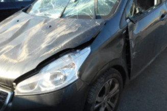 Levier frein à main PEUGEOT 208 1