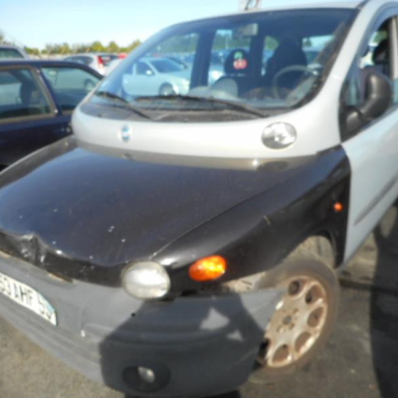 Anti brouillard gauche (feux) FIAT MULTIPLA Photo n°4