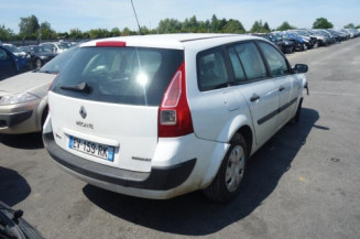 Pare choc arriere RENAULT MEGANE 2