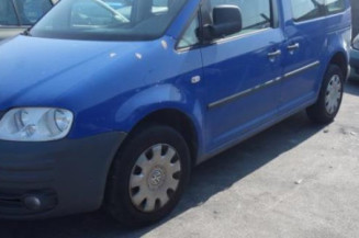 Pare choc arriere VOLKSWAGEN CADDY 3