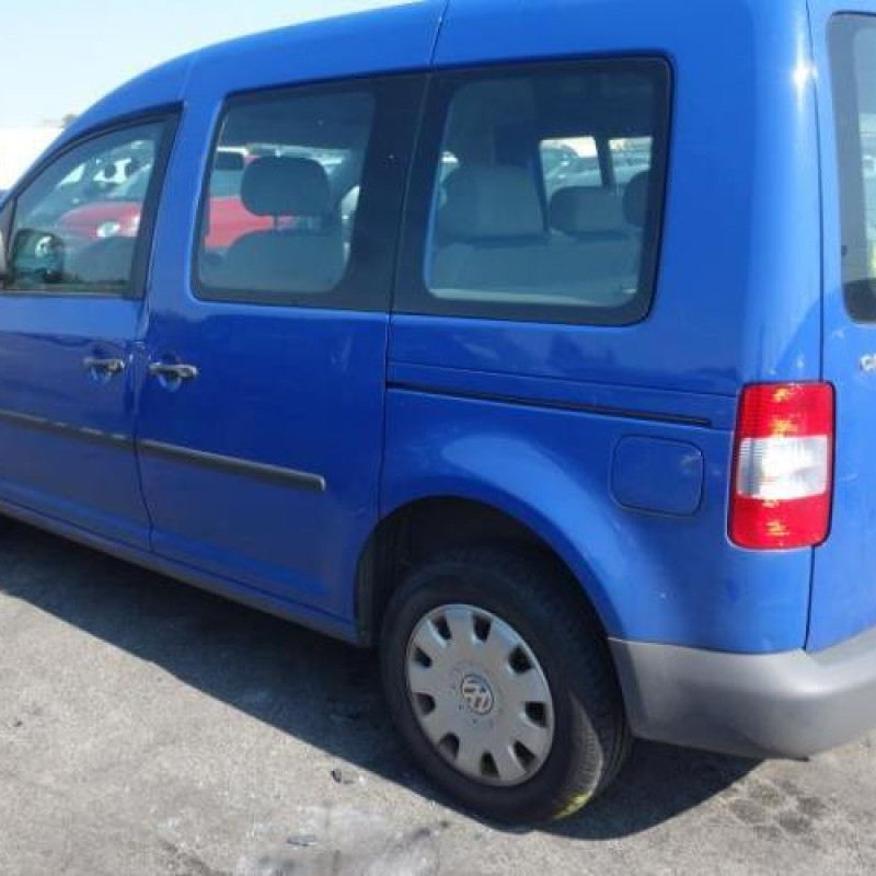 Pare choc arriere VOLKSWAGEN CADDY 3 Photo n°6