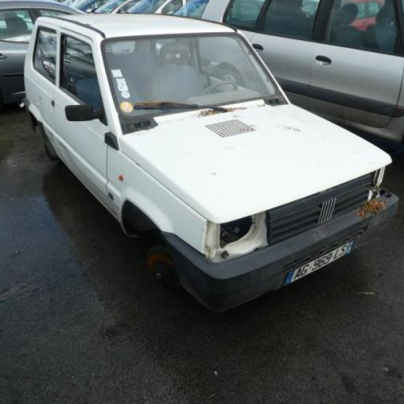 Calandre FIAT PANDA 1 Photo n°3