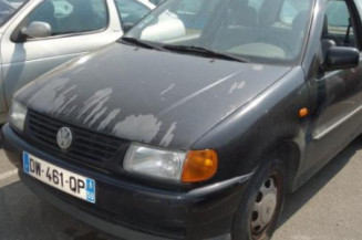 Pare choc arriere VOLKSWAGEN POLO 3