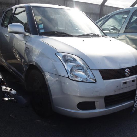 Custode arriere gauche (porte) SUZUKI SWIFT 3