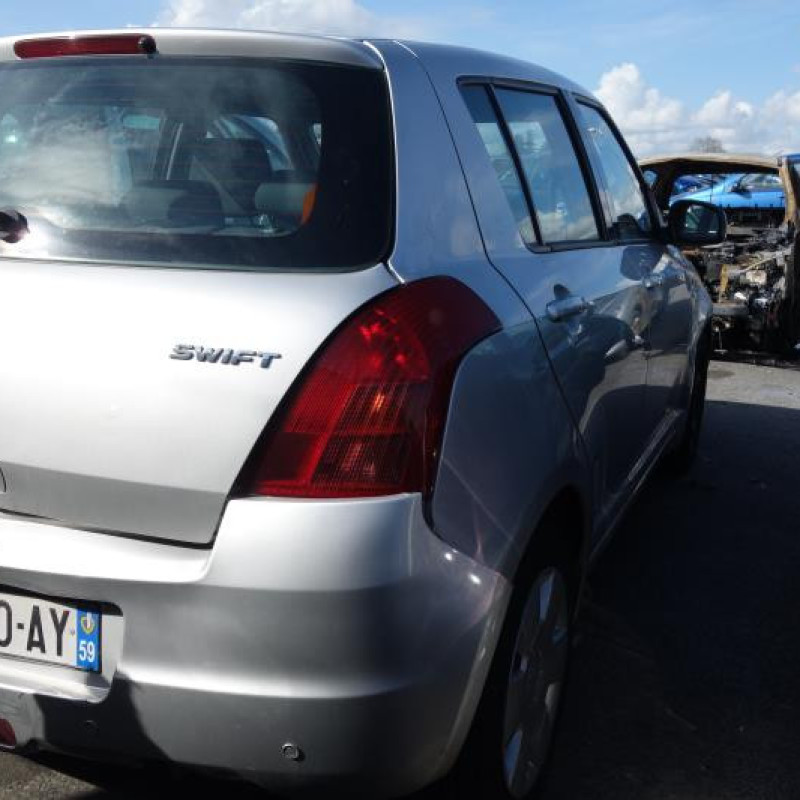 Boitier de prechauffage SUZUKI SWIFT 3 Photo n°6