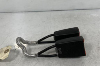 Attache ceinture arriere gauche SKODA FABIA 1