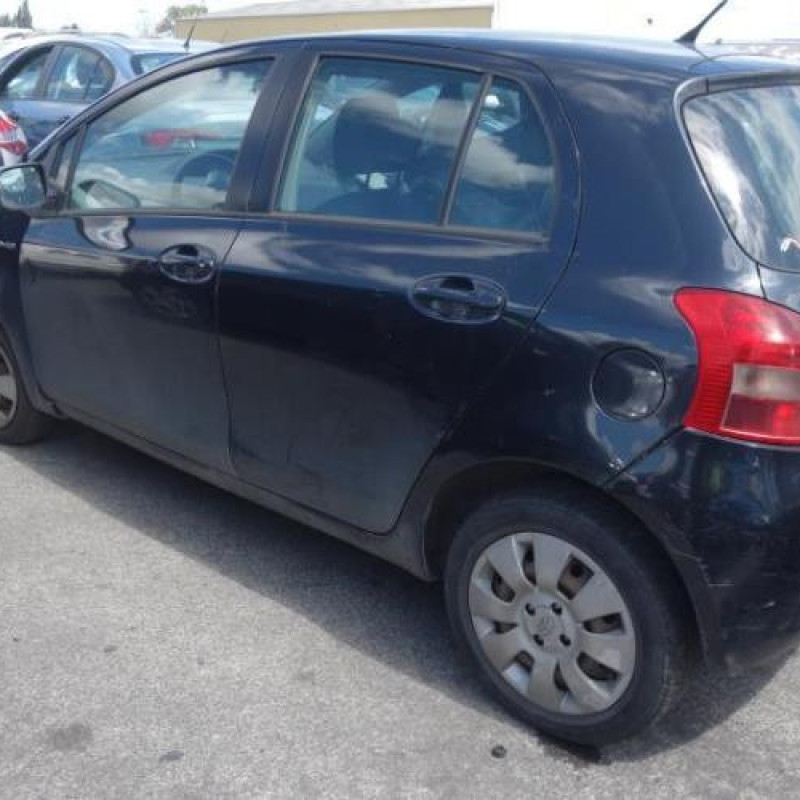 Boite a gants TOYOTA YARIS 2 Photo n°5