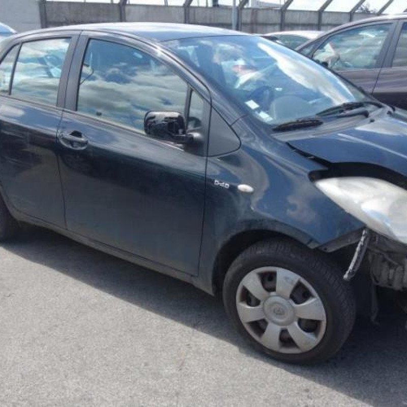 Boite a gants TOYOTA YARIS 2 Photo n°7