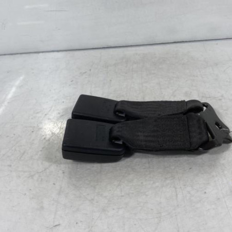 Attache ceinture arriere centrale FORD KA 1