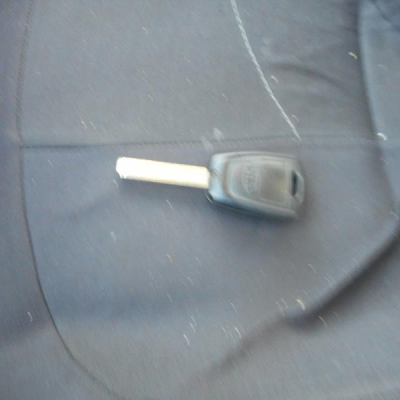 Attache ceinture avant gauche KIA CEE-D 1 Photo n°11