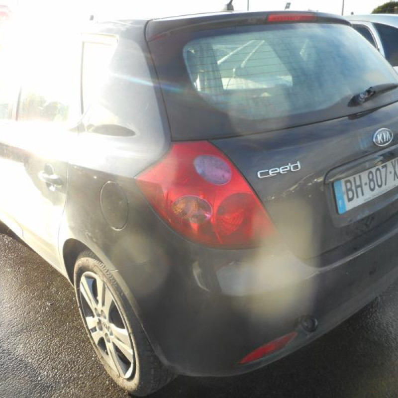 Boite a gants KIA CEE-D 1 Photo n°6