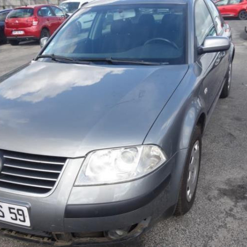 Renfort pare choc avant (traverse) VOLKSWAGEN PASSAT 4 Photo n°2