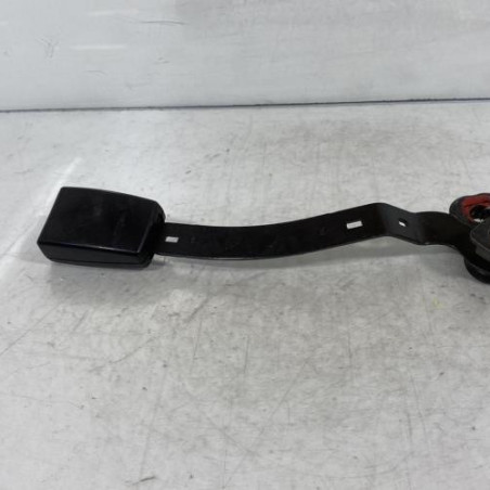 Attache ceinture avant gauche VOLKSWAGEN GOLF 4