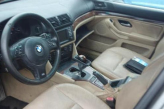 Vitre avant gauche BMW SERIE 5 E39