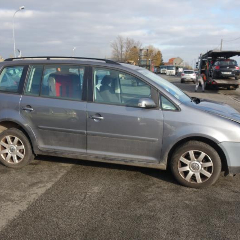 Custode arriere gauche (porte) VOLKSWAGEN TOURAN 1 Photo n°3