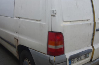 Bras essuie glace avant droit MERCEDES VITO 638