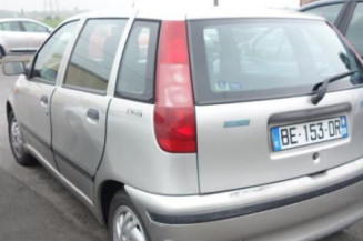 Leve vitre mecanique arriere droit FIAT PUNTO 1