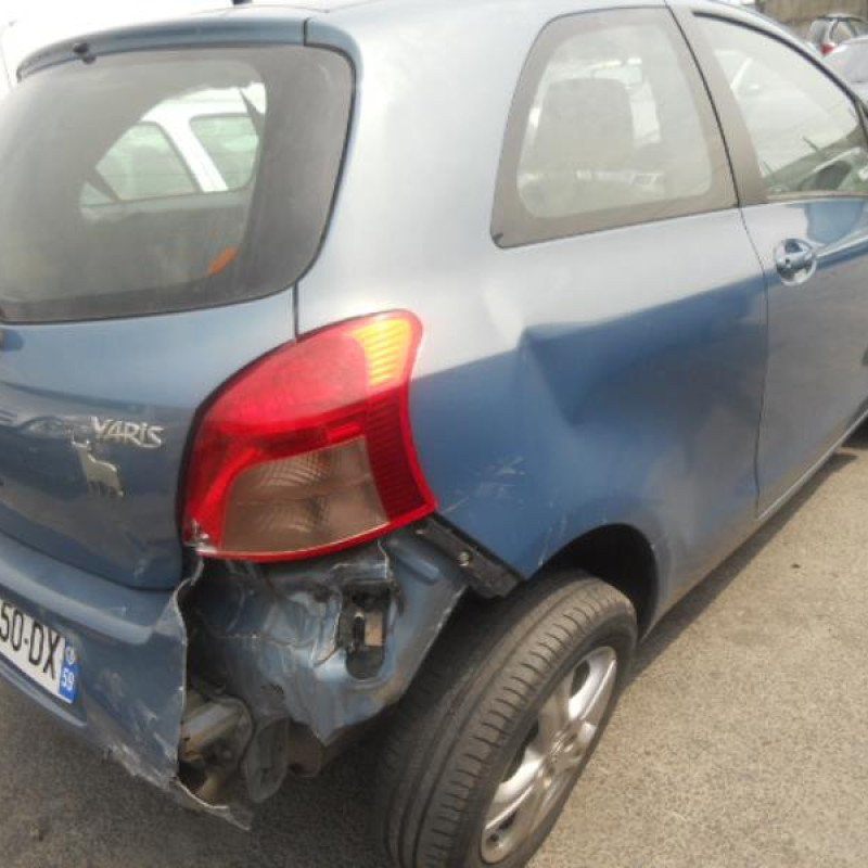 Custode arriere droit TOYOTA YARIS 2 Photo n°3