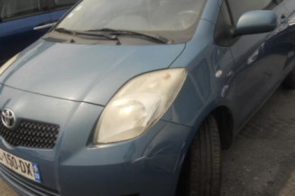 Boite a gants TOYOTA YARIS 2