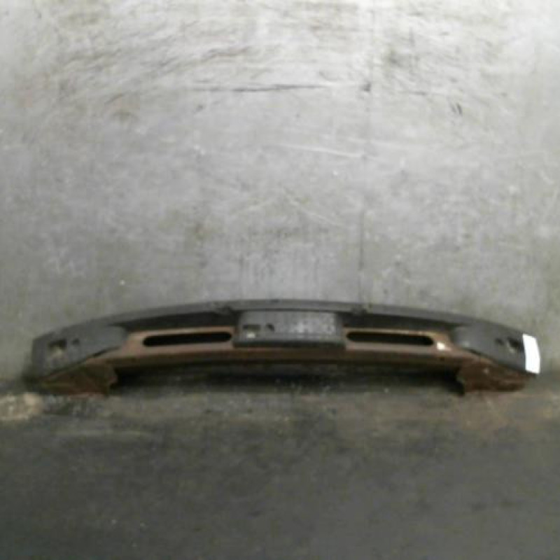 Renfort pare choc avant (traverse) CHRYSLER VOYAGER 3 Photo n°1