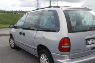 Traverse superieure CHRYSLER VOYAGER 3