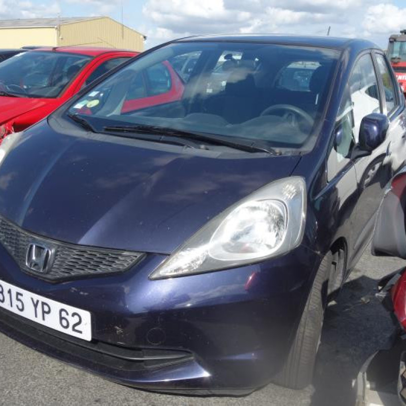 Pretensionneur de ceinture arriere droit HONDA JAZZ 3 Photo n°4