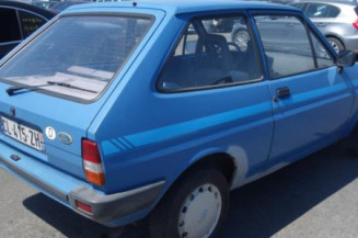 Leve vitre mecanique avant gauche FORD FIESTA 2