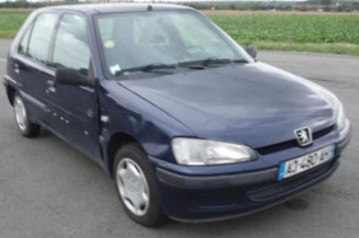 Pare choc arriere PEUGEOT 106