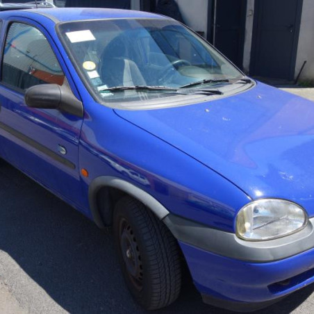 Custode arriere droit OPEL CORSA B