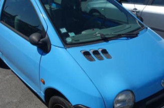 Pare choc arriere RENAULT TWINGO 1