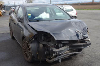 Renfort pare choc arriere (traverse) FIAT BRAVO 2