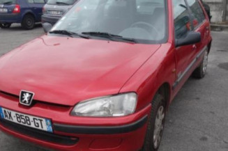 Aile avant gauche PEUGEOT 106