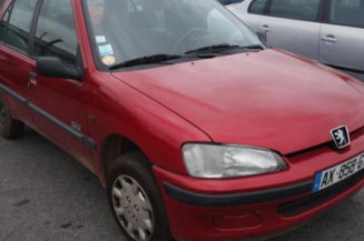 Aile avant gauche PEUGEOT 106