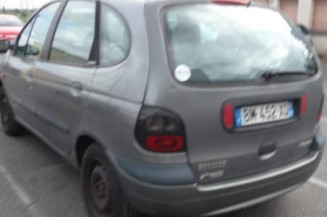 Calandre RENAULT SCENIC 1