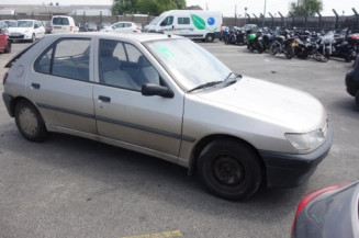 Aile avant gauche PEUGEOT 306