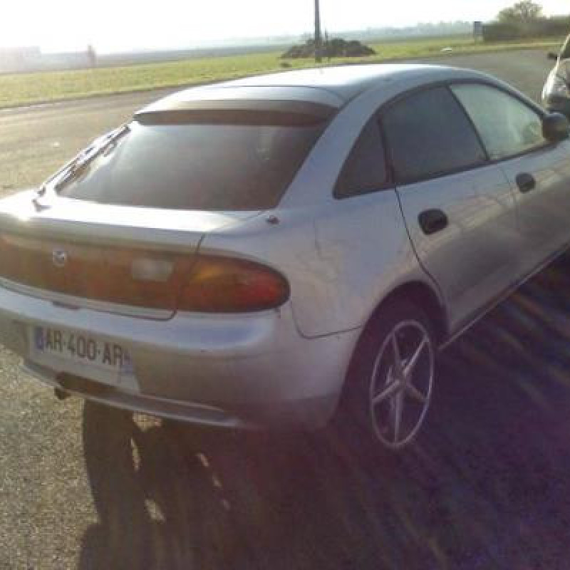 Leve vitre mecanique arriere droit MAZDA 323 5 Photo n°4