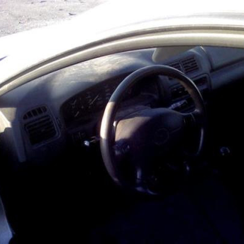 Leve vitre mecanique arriere droit MAZDA 323 5 Photo n°6