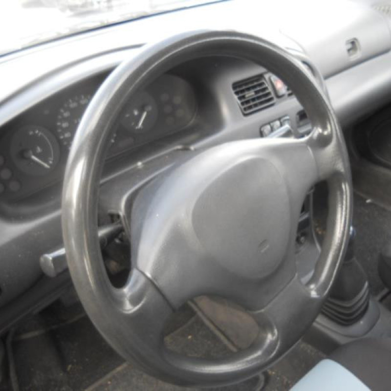 Pare choc arriere MAZDA 323 5 Photo n°7