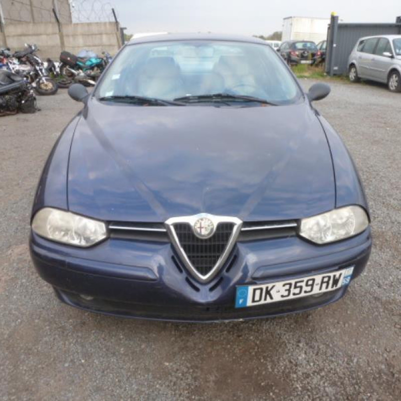 Leve vitre mecanique arriere gauche ALFA ROMEO 156 Photo n°2