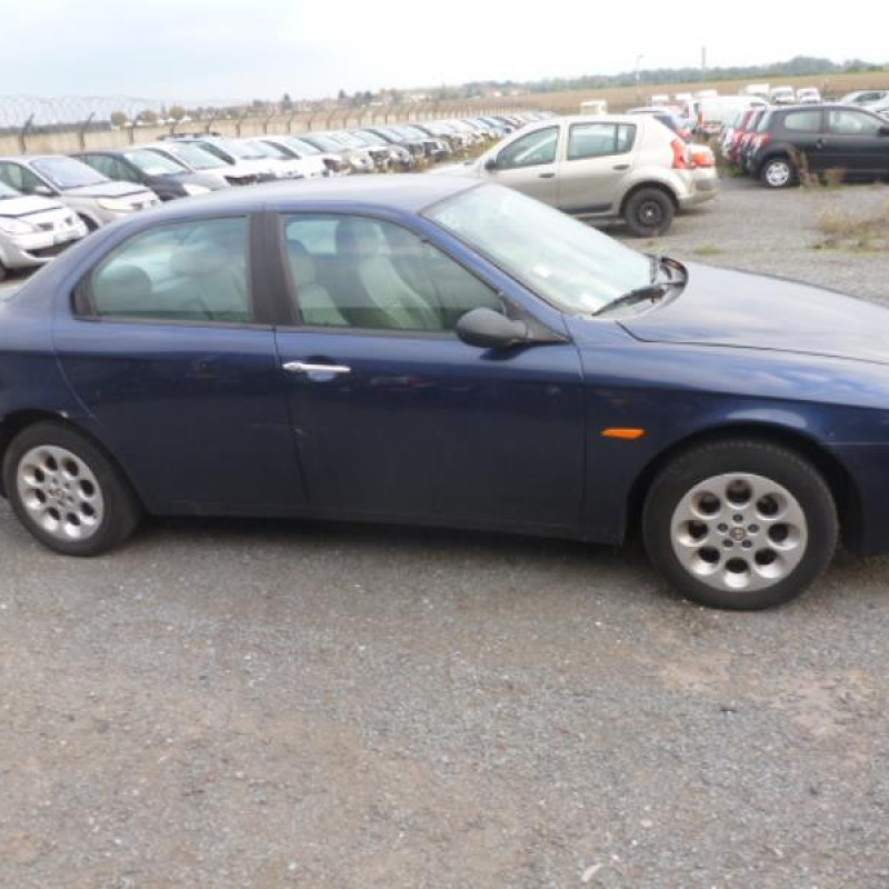 Leve vitre mecanique arriere gauche ALFA ROMEO 156 Photo n°3