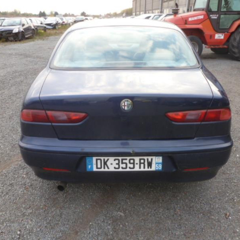 Leve vitre mecanique arriere gauche ALFA ROMEO 156 Photo n°4