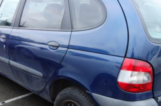 Plage arriere RENAULT SCENIC 1