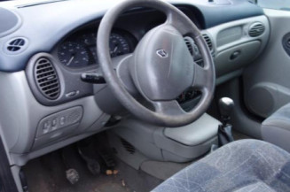 Plage arriere RENAULT SCENIC 1