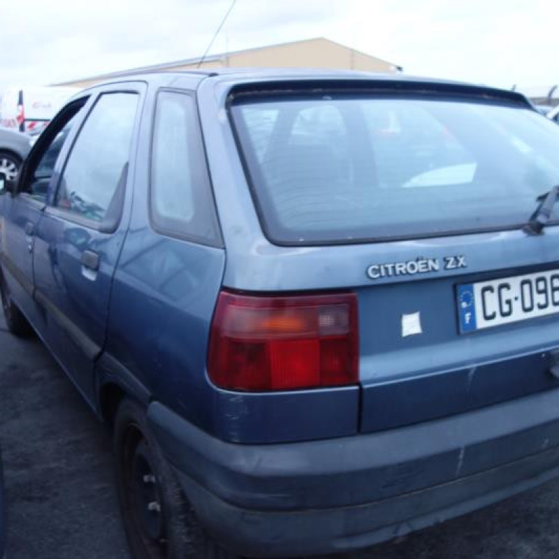 Pare choc arriere CITROEN ZX Photo n°6