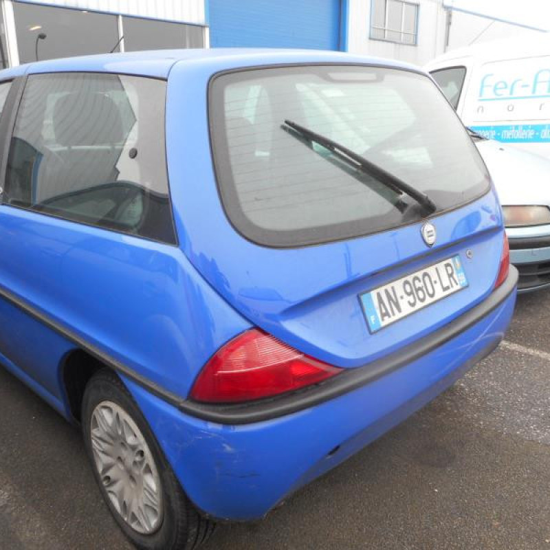 Vitre avant droit LANCIA YPSILON 3 Photo n°4