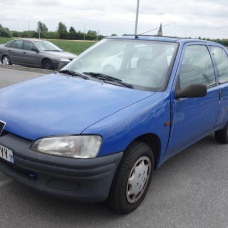 Aile avant droit PEUGEOT 106 Photo n°3