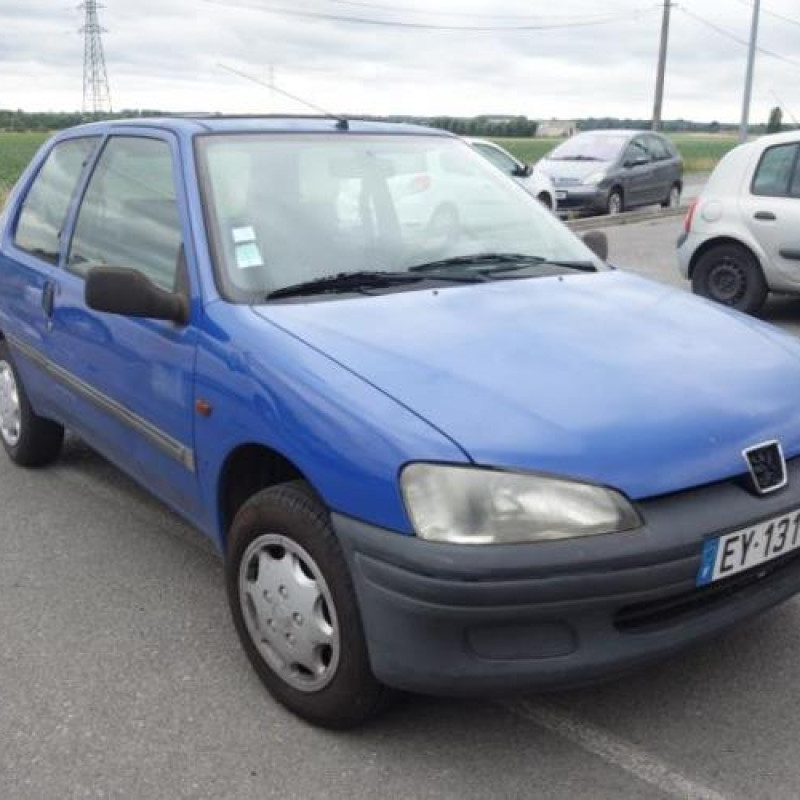 Aile avant droit PEUGEOT 106 Photo n°4