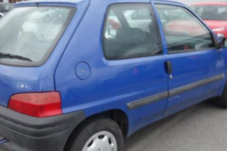 Aile avant droit PEUGEOT 106