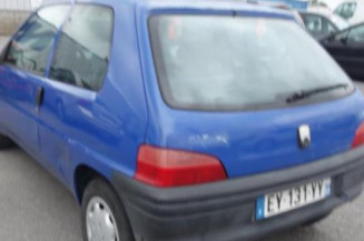 Aile avant droit PEUGEOT 106