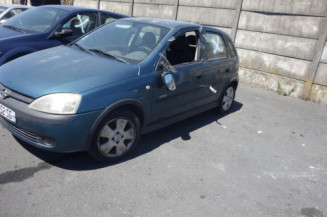 Aile avant droit OPEL CORSA C